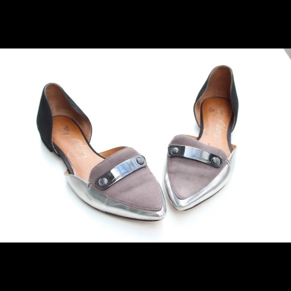 Arturo Chiang d’Orsay flats - Picture 3 of 13